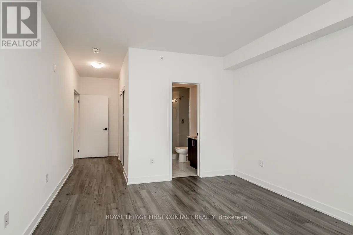 207 - 1 CHEF LANE