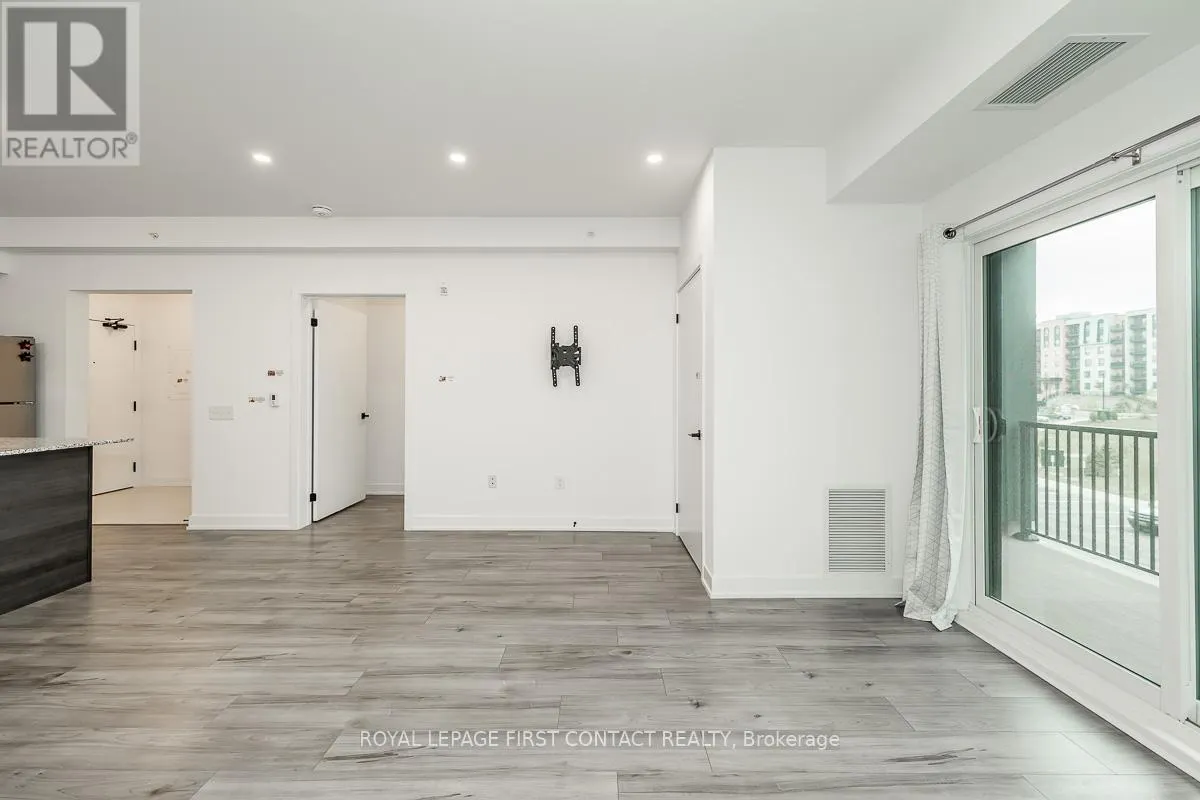 207 - 1 CHEF LANE