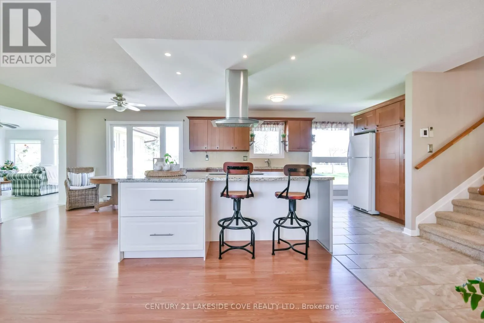 121 BAYSHORE DRIVE