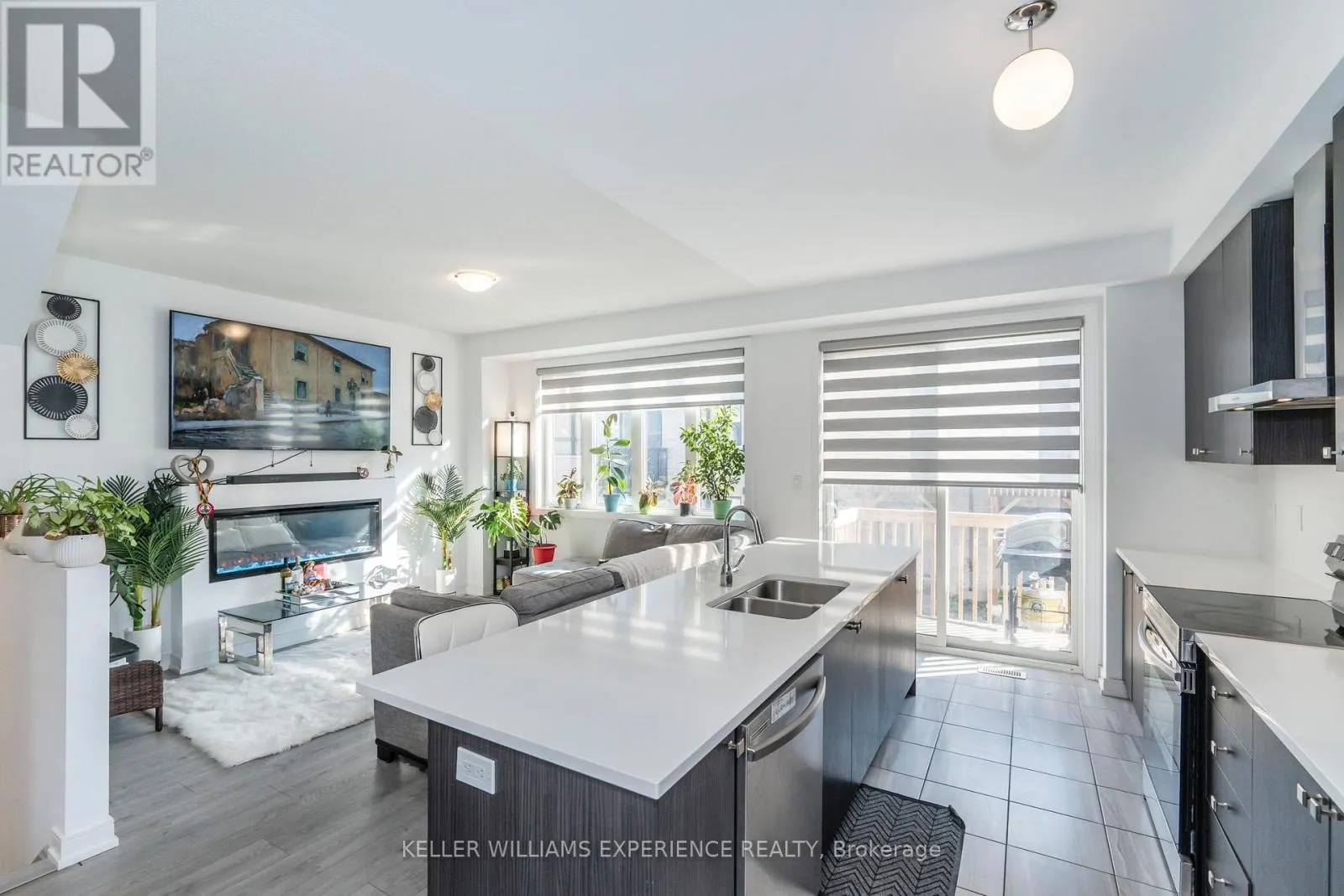 115 BLUE FOREST CRESCENT
