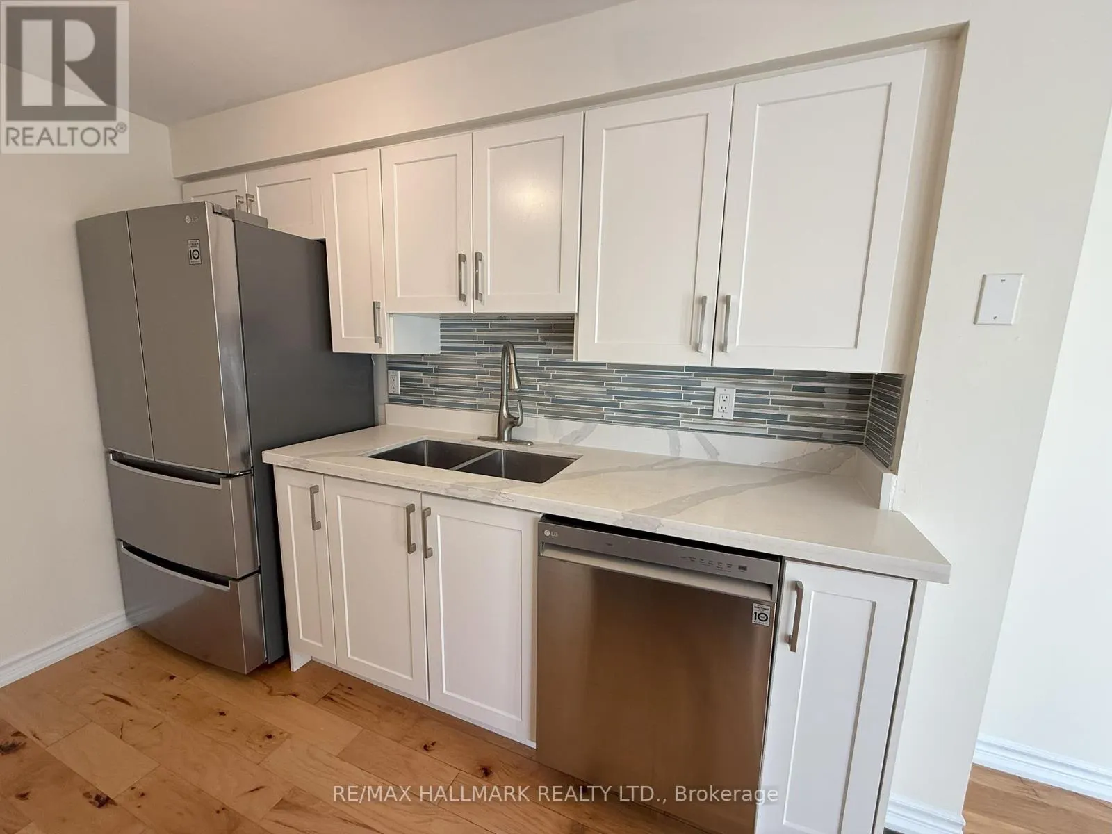 269 DUNSMORE LANE