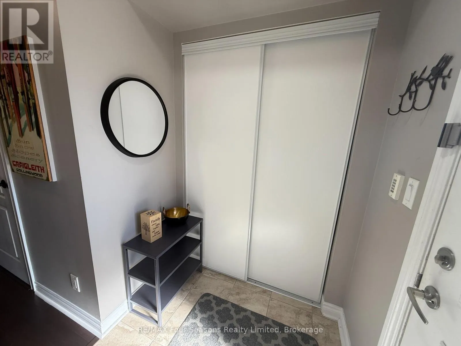 302 - 3 BRANDY LANE DRIVE, #302