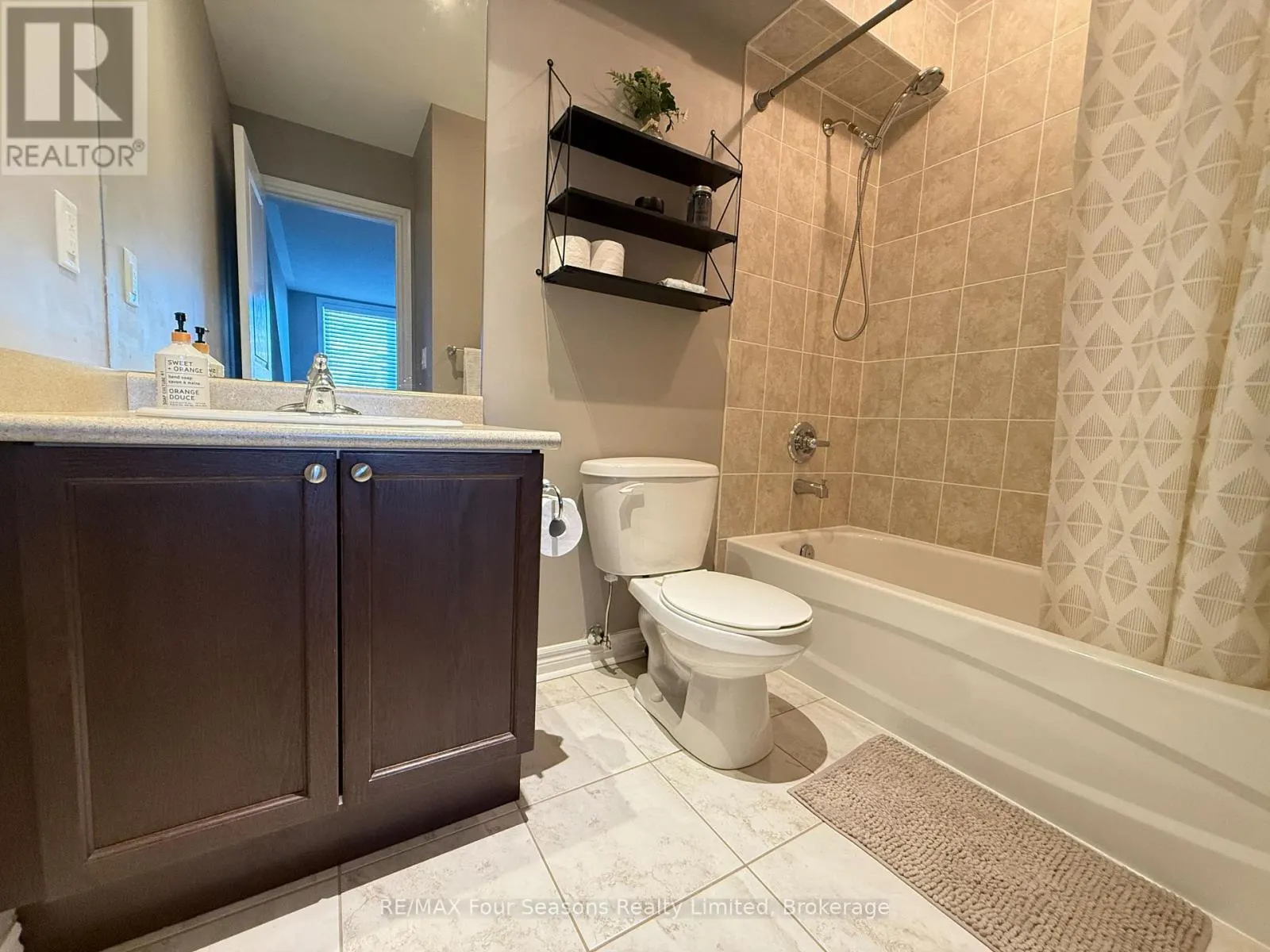 302 - 3 BRANDY LANE DRIVE, #302