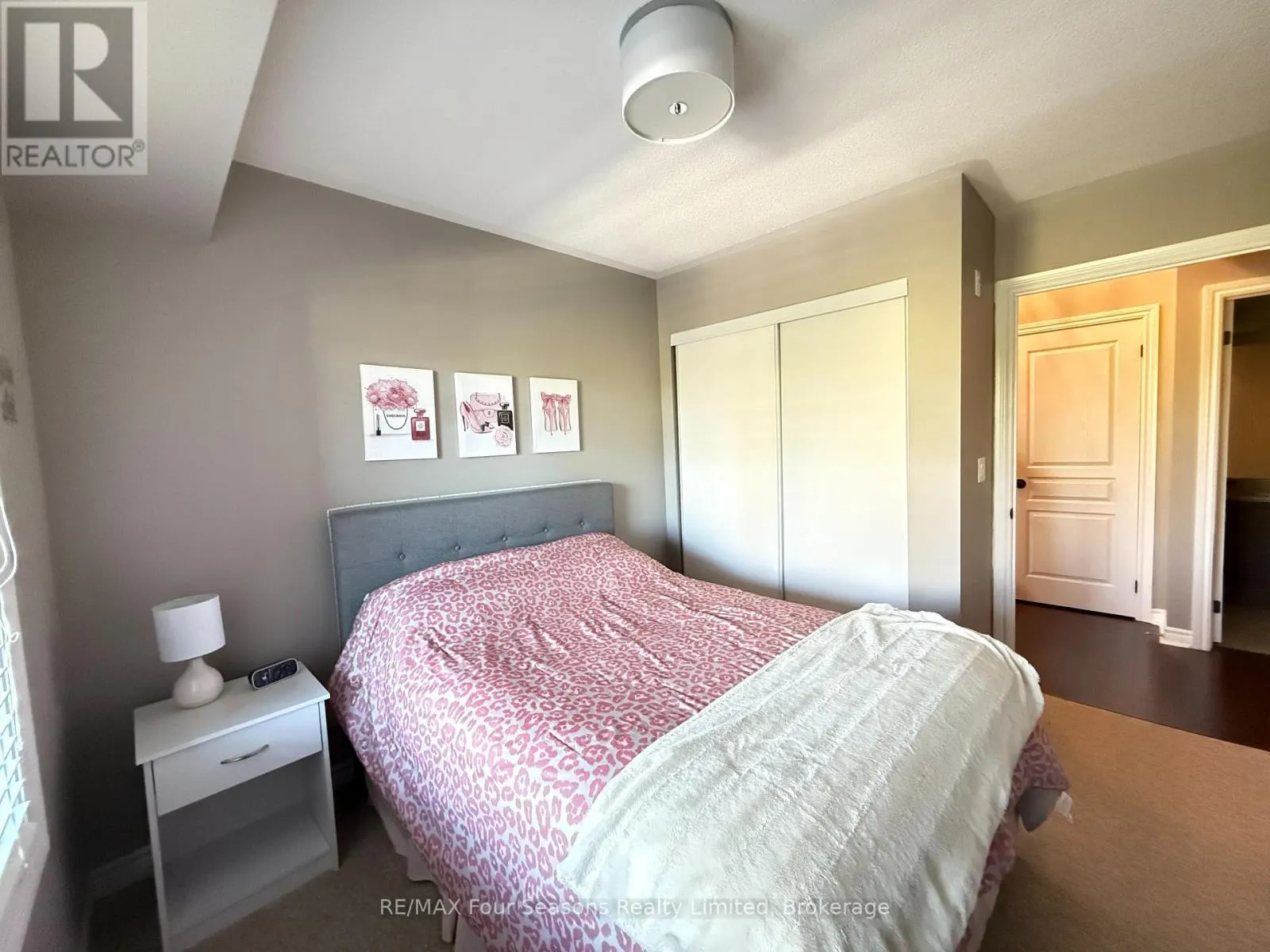 302 - 3 BRANDY LANE DRIVE, #302