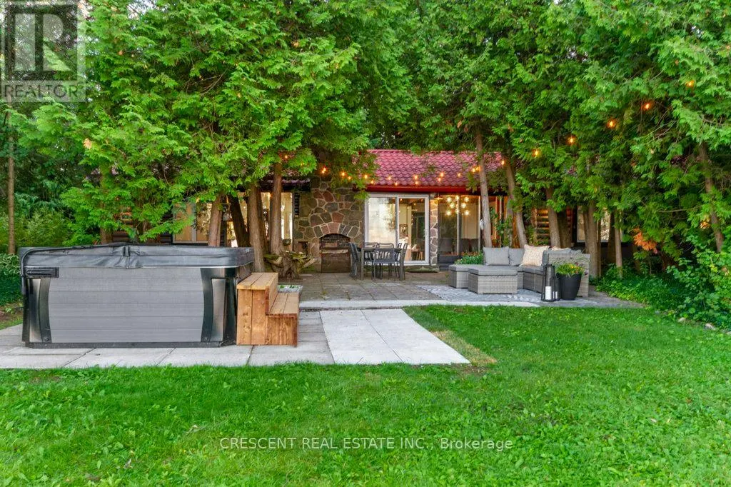 37 GEORGIAN MANOR DRIVE