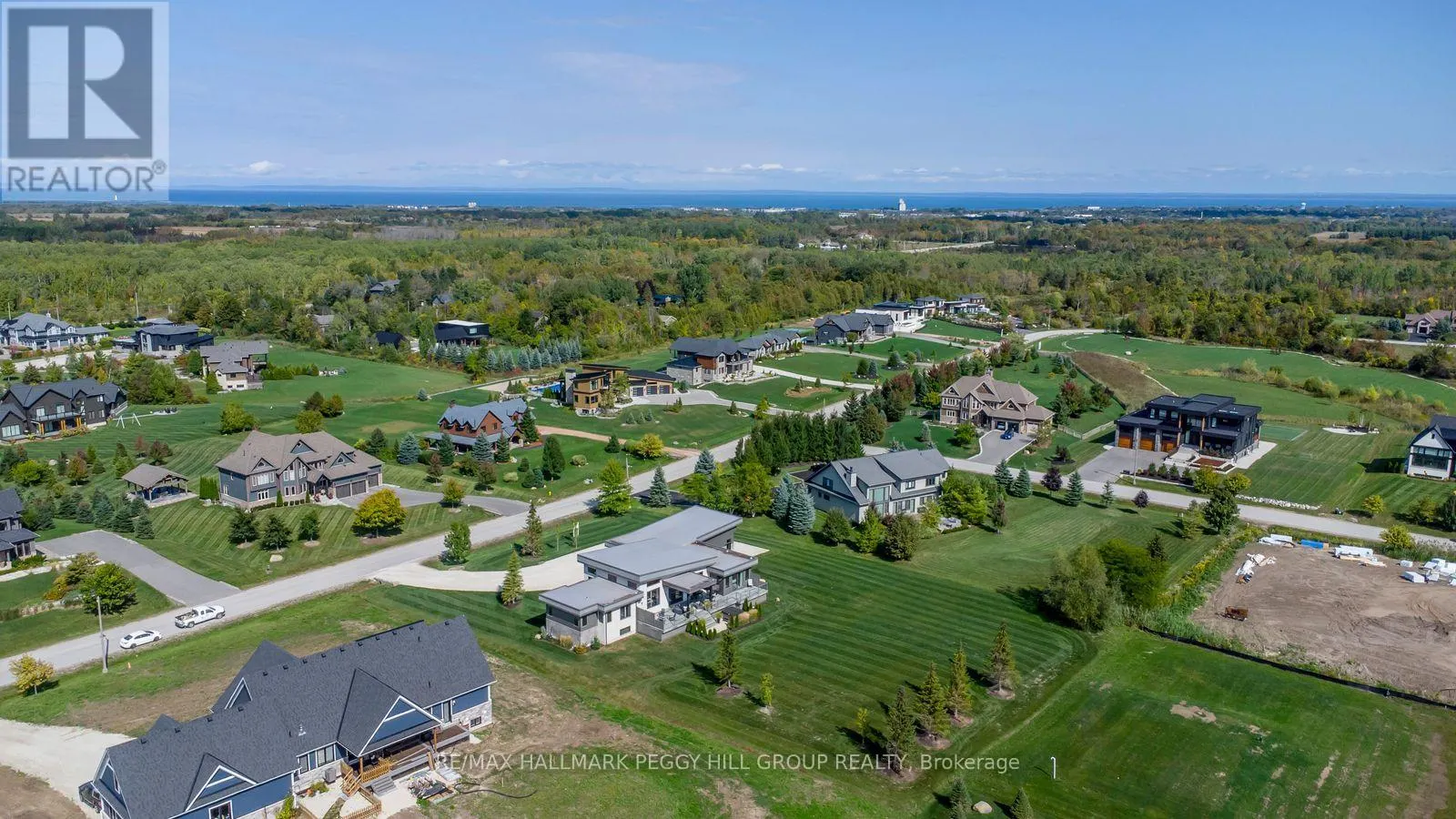 7 MEADOWLARK WAY