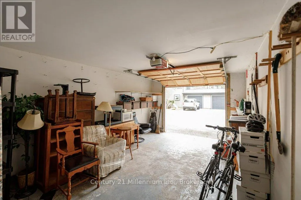 24 - 409 MARINERS WAY, #24