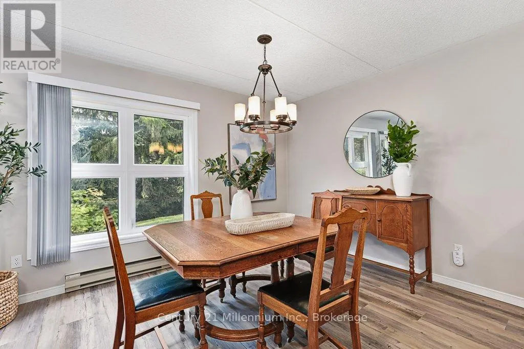 24 - 409 MARINERS WAY, #24