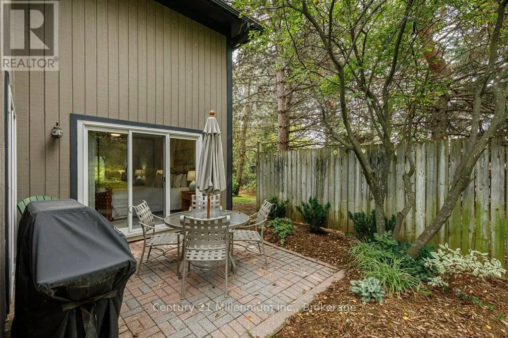 24 - 409 MARINERS WAY, #24
