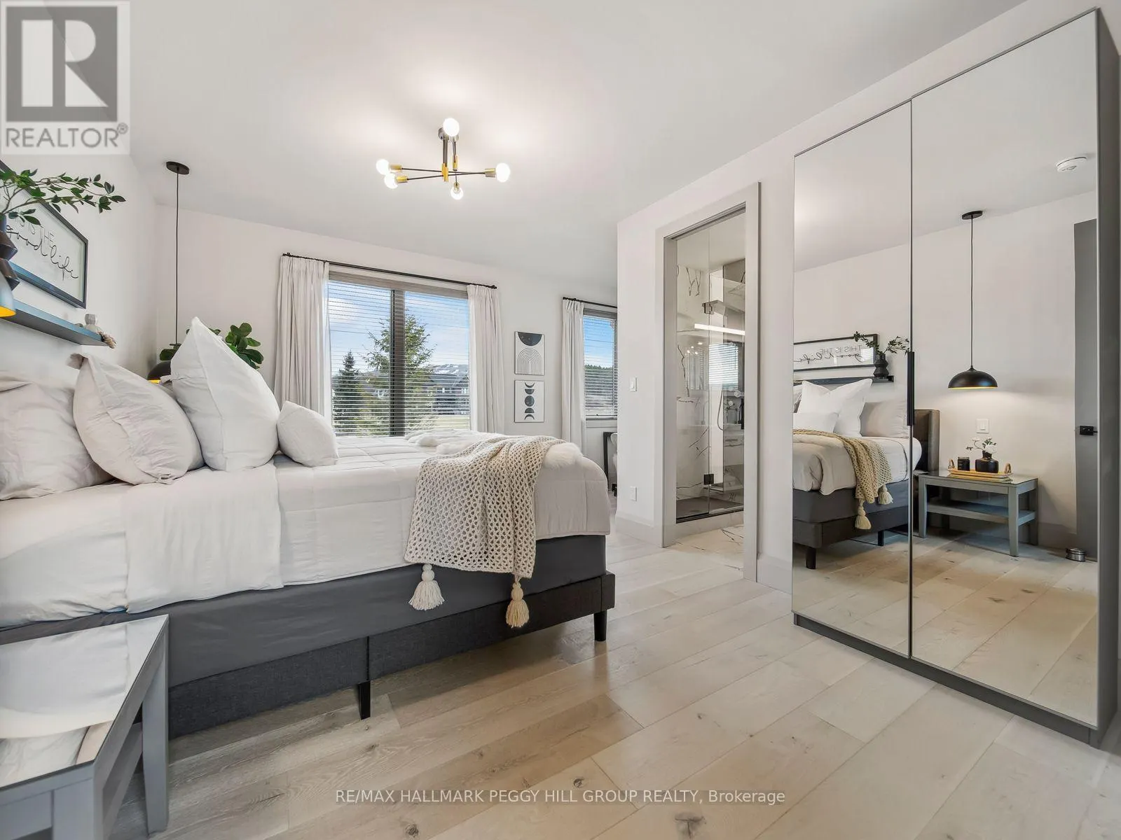 7 MEADOWLARK WAY