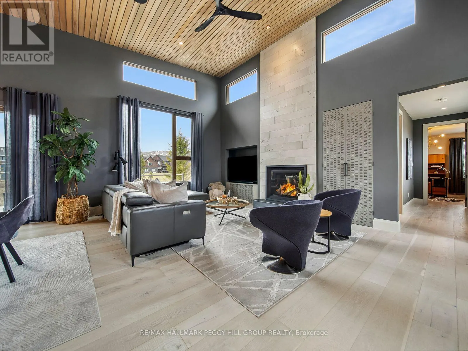 7 MEADOWLARK WAY