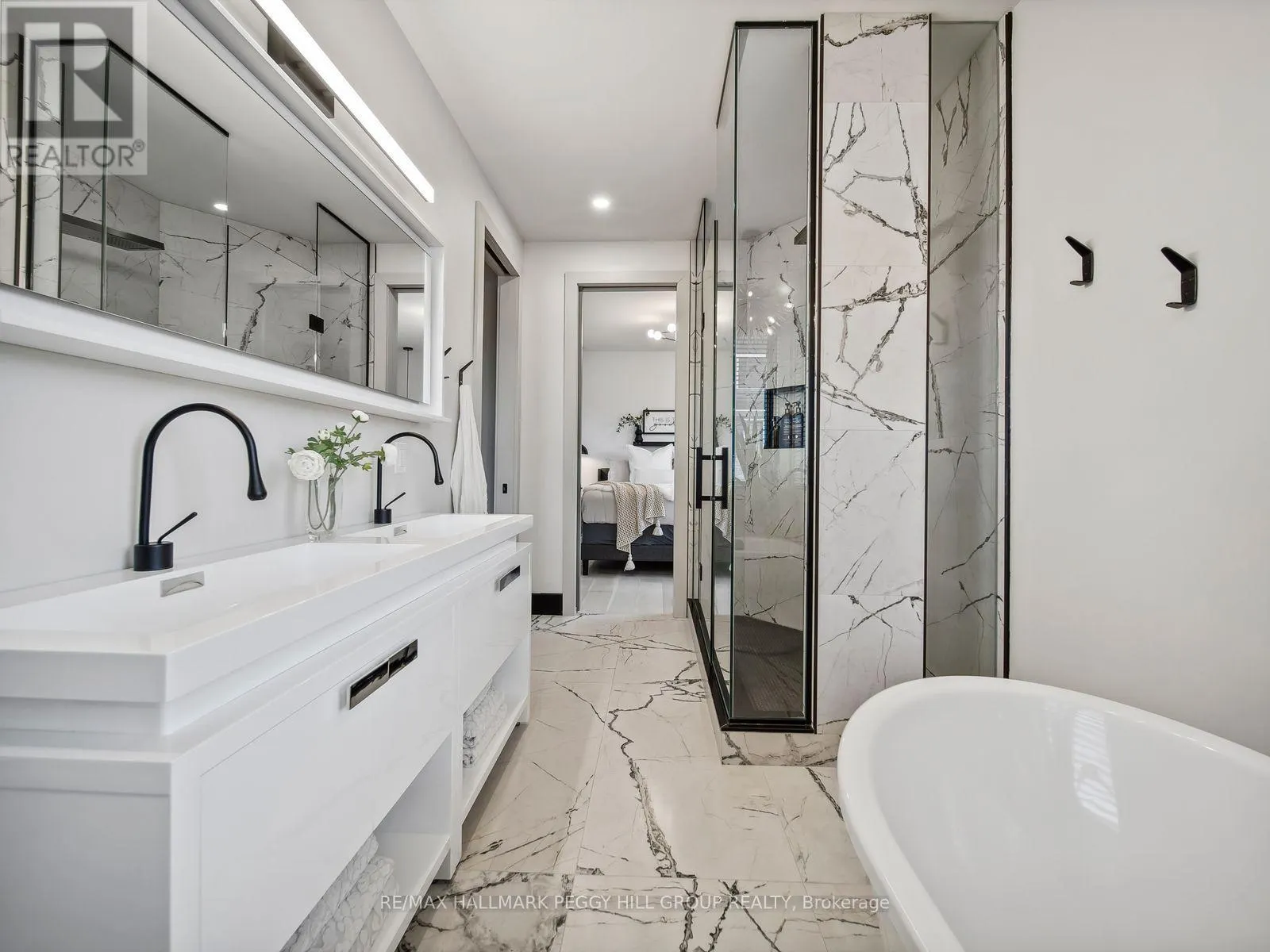 7 MEADOWLARK WAY