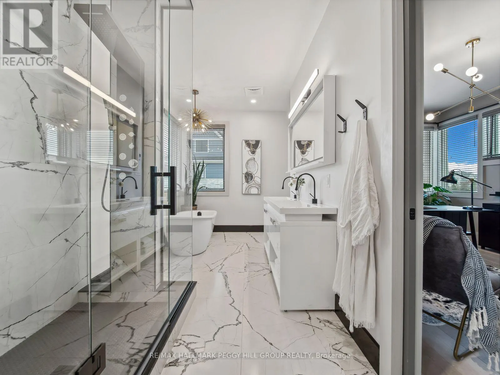 7 MEADOWLARK WAY