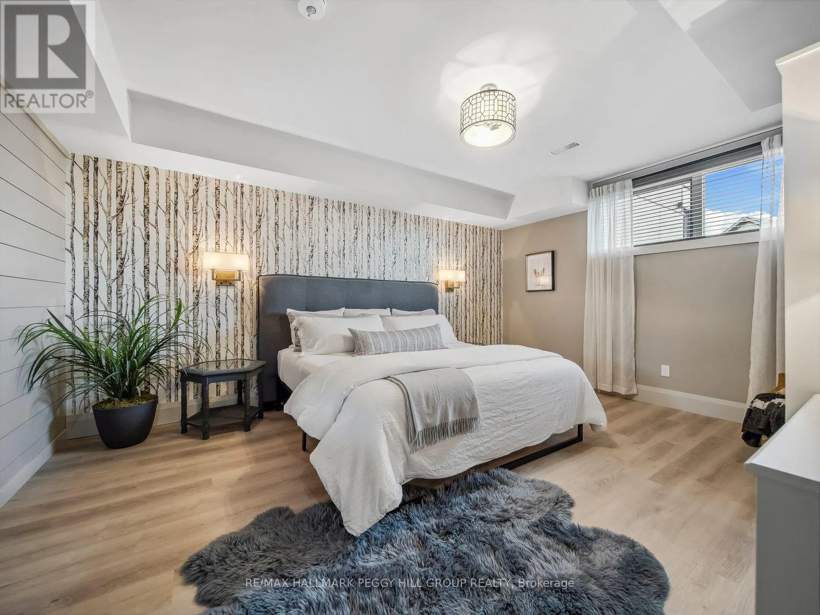 7 MEADOWLARK WAY