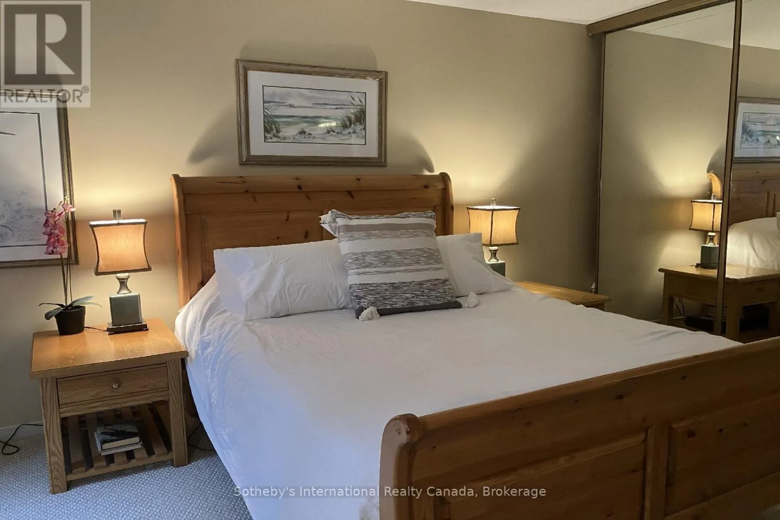 7 - 903 CEDAR POINTE COURT, #7