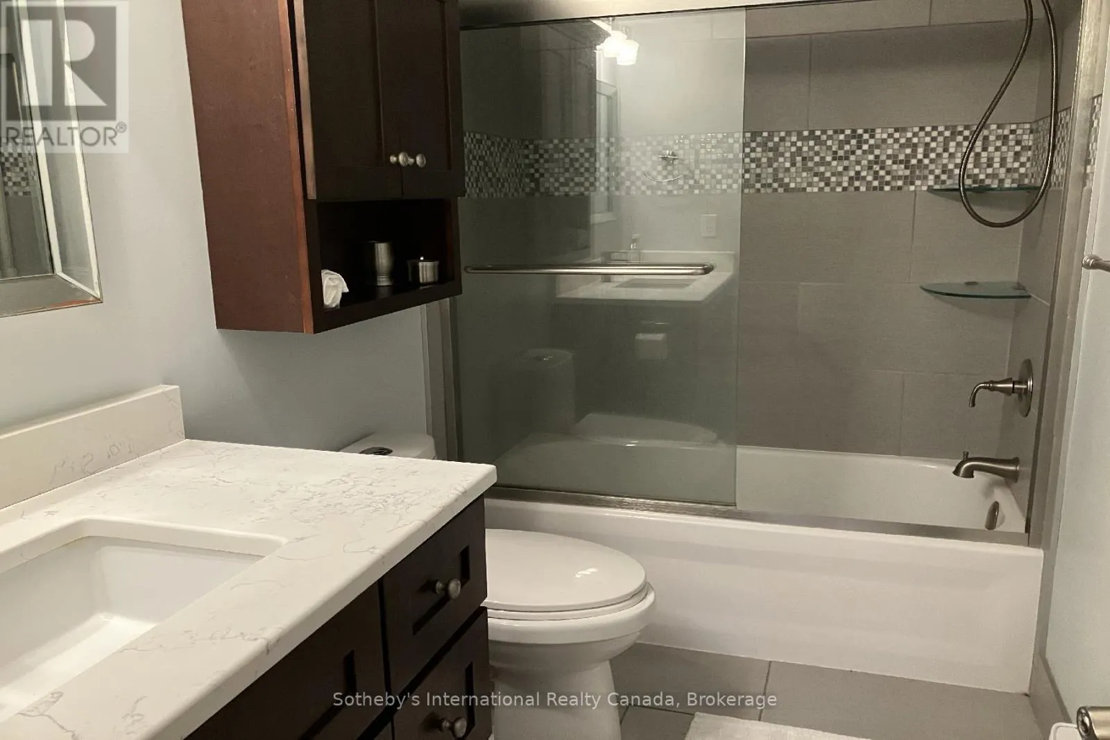 7 - 903 CEDAR POINTE COURT, #7