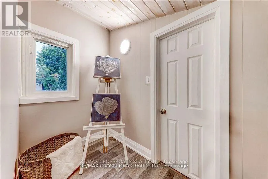 5794 VICTORIA PARK ROAD