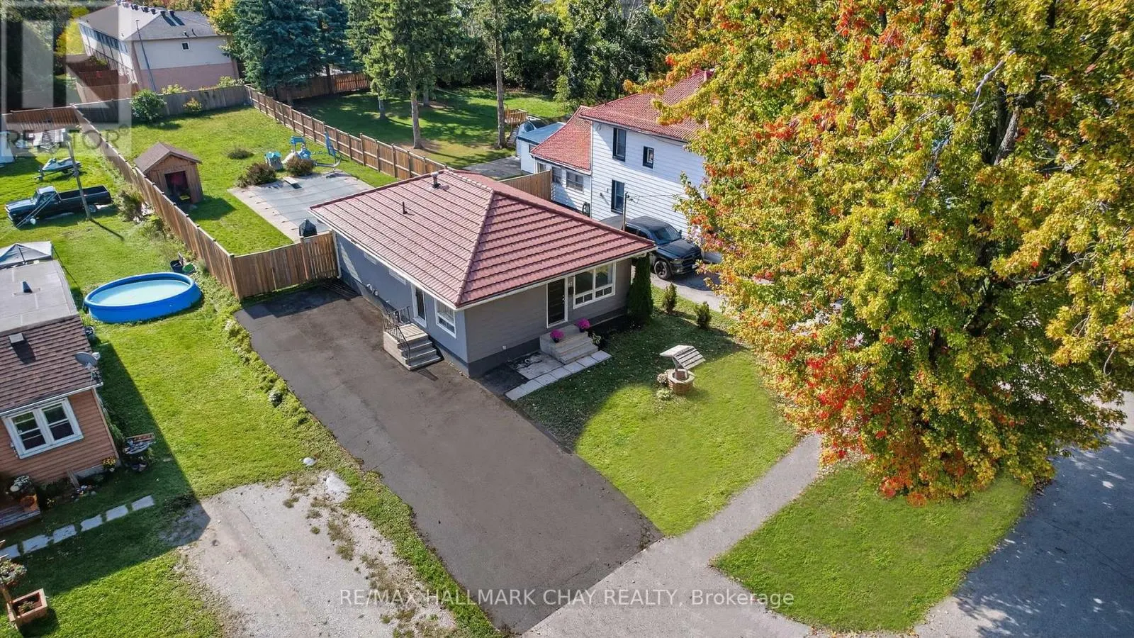 67 SIMCOE STREET