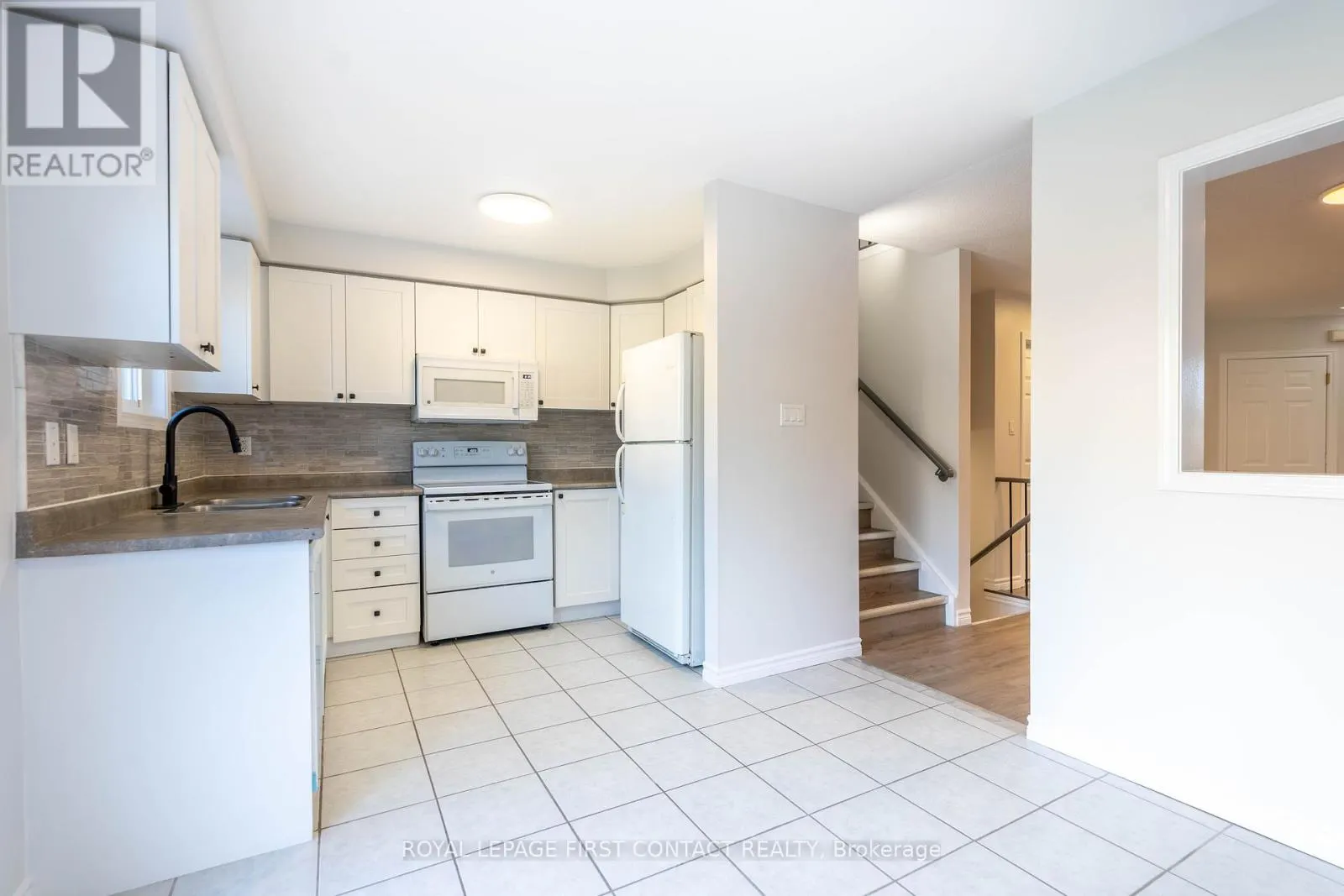 36 VILLERS STREET