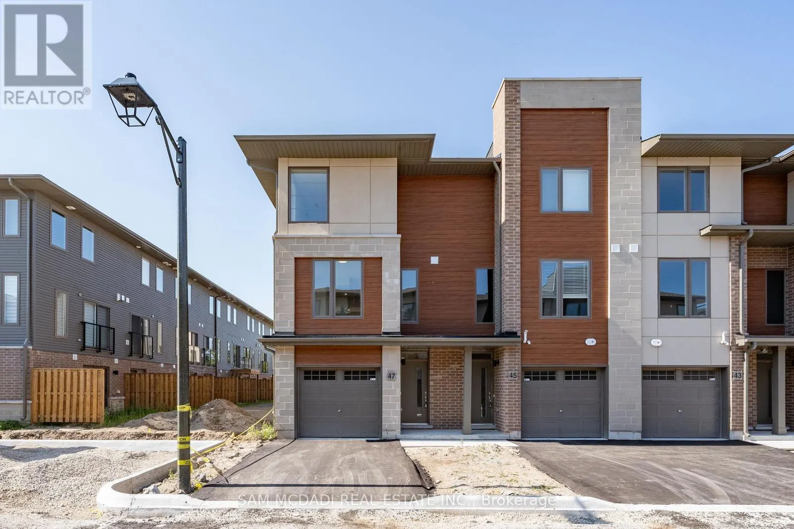 47 WINTERS CRESCENT