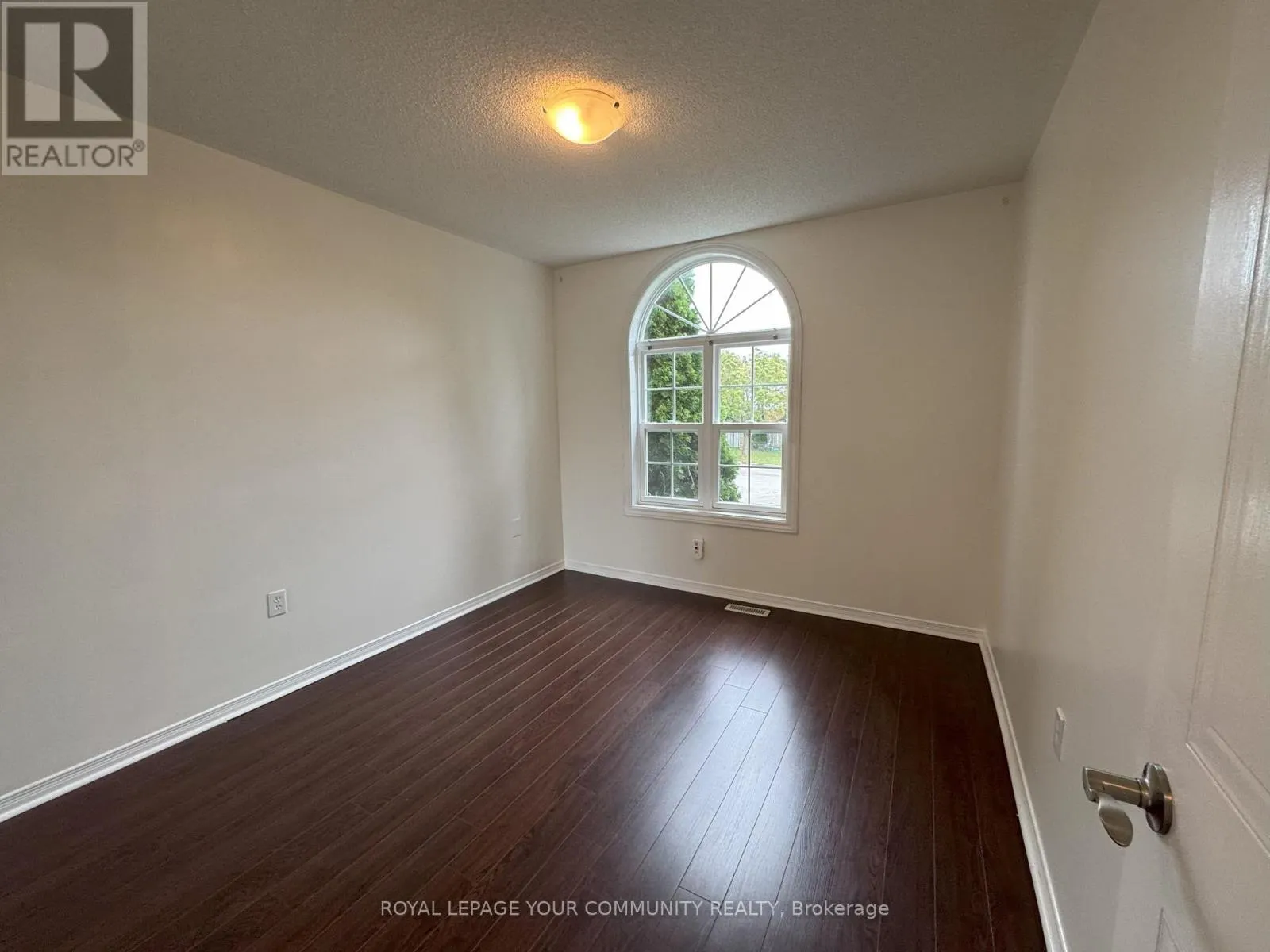 UPPER - 32 WARD DRIVE