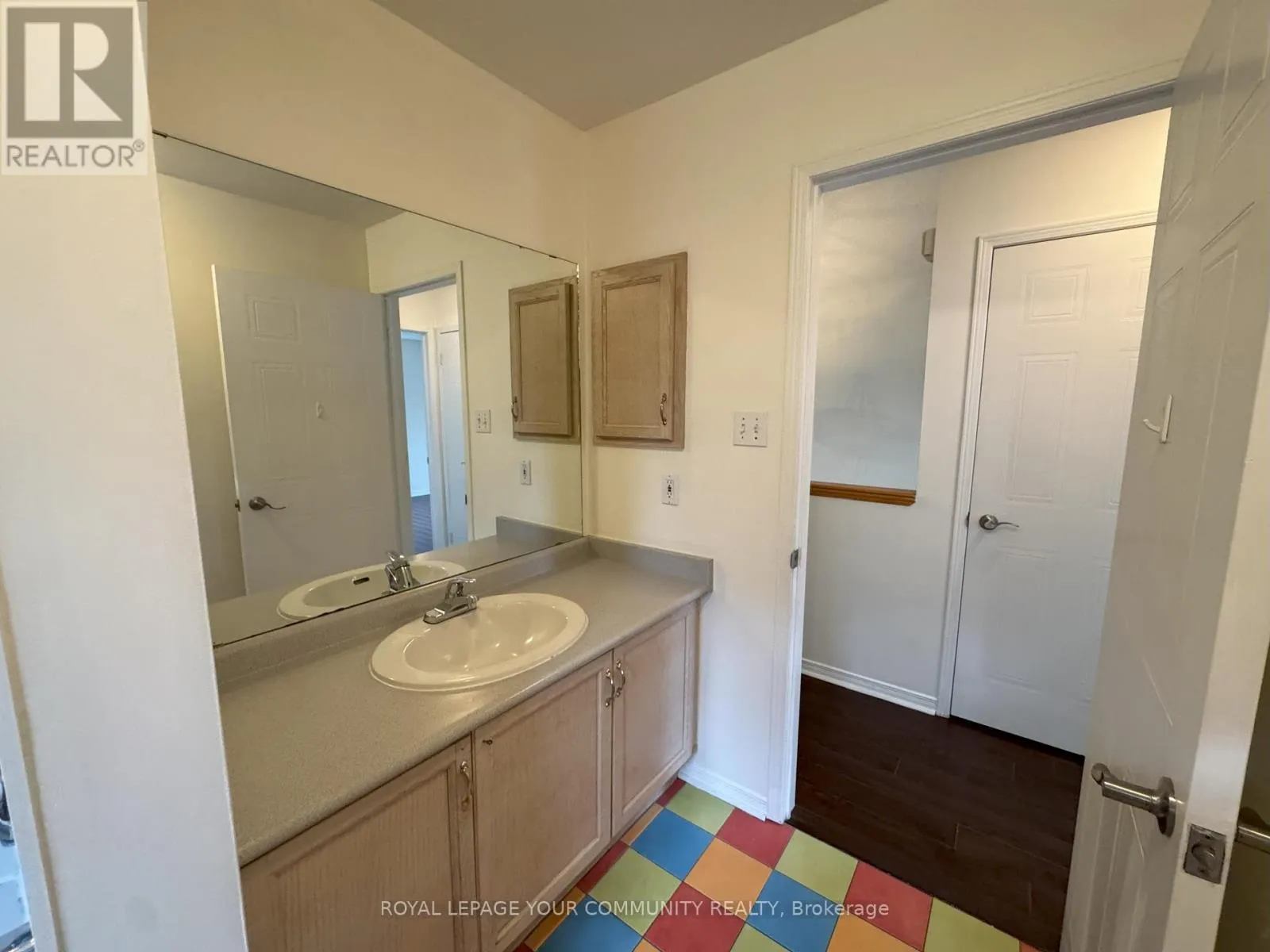 UPPER - 32 WARD DRIVE