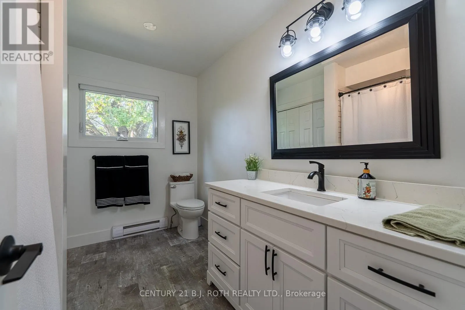 8101 KINGS RIVER ROAD