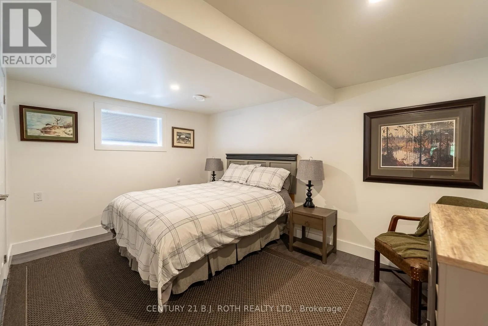 8101 KINGS RIVER ROAD