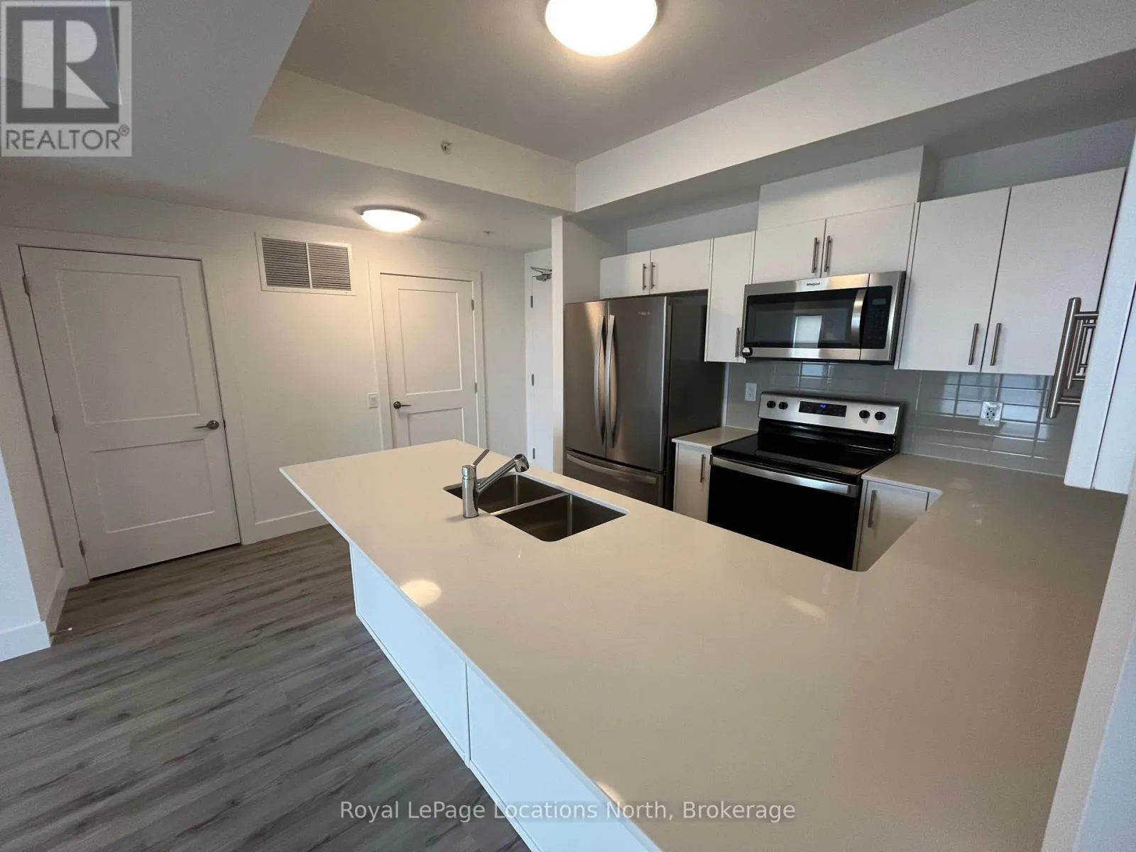 309 - 4 KIMBERLY LANE, #309
