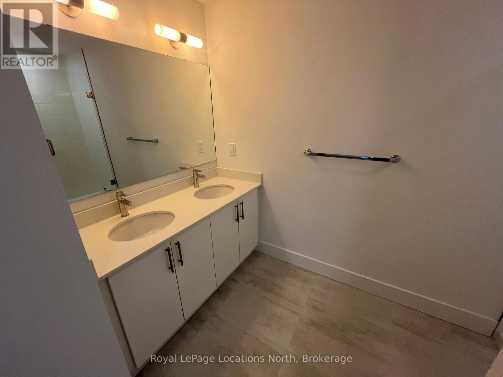 309 - 4 KIMBERLY LANE, #309