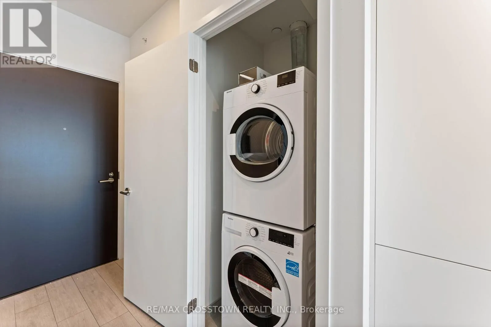 1710 - 55 DUNLOP STREET W
