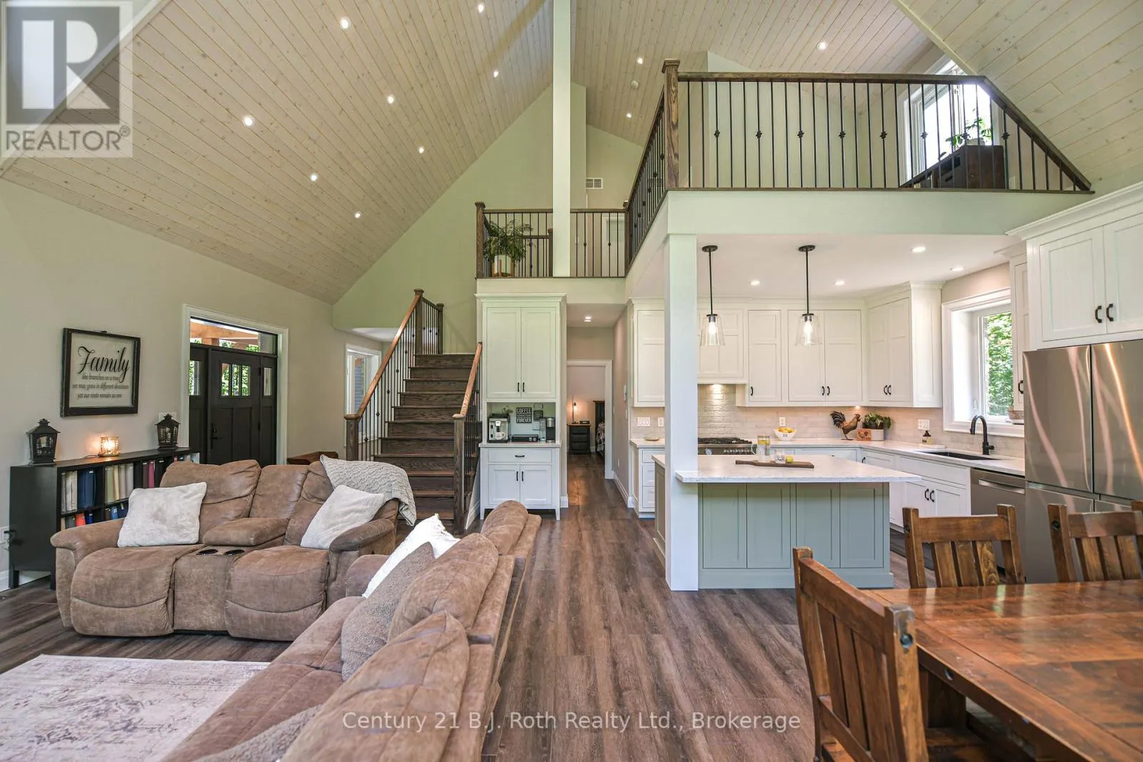 3082 FAIRGROUNDS ROAD