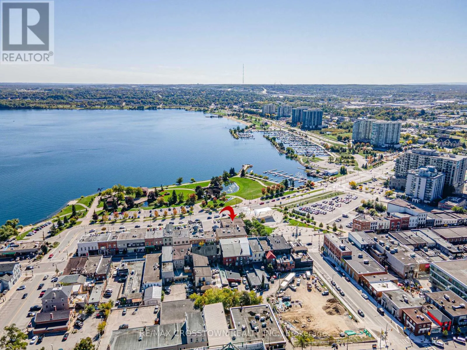 UNIT 101 - 89 DUNLOP STREET E