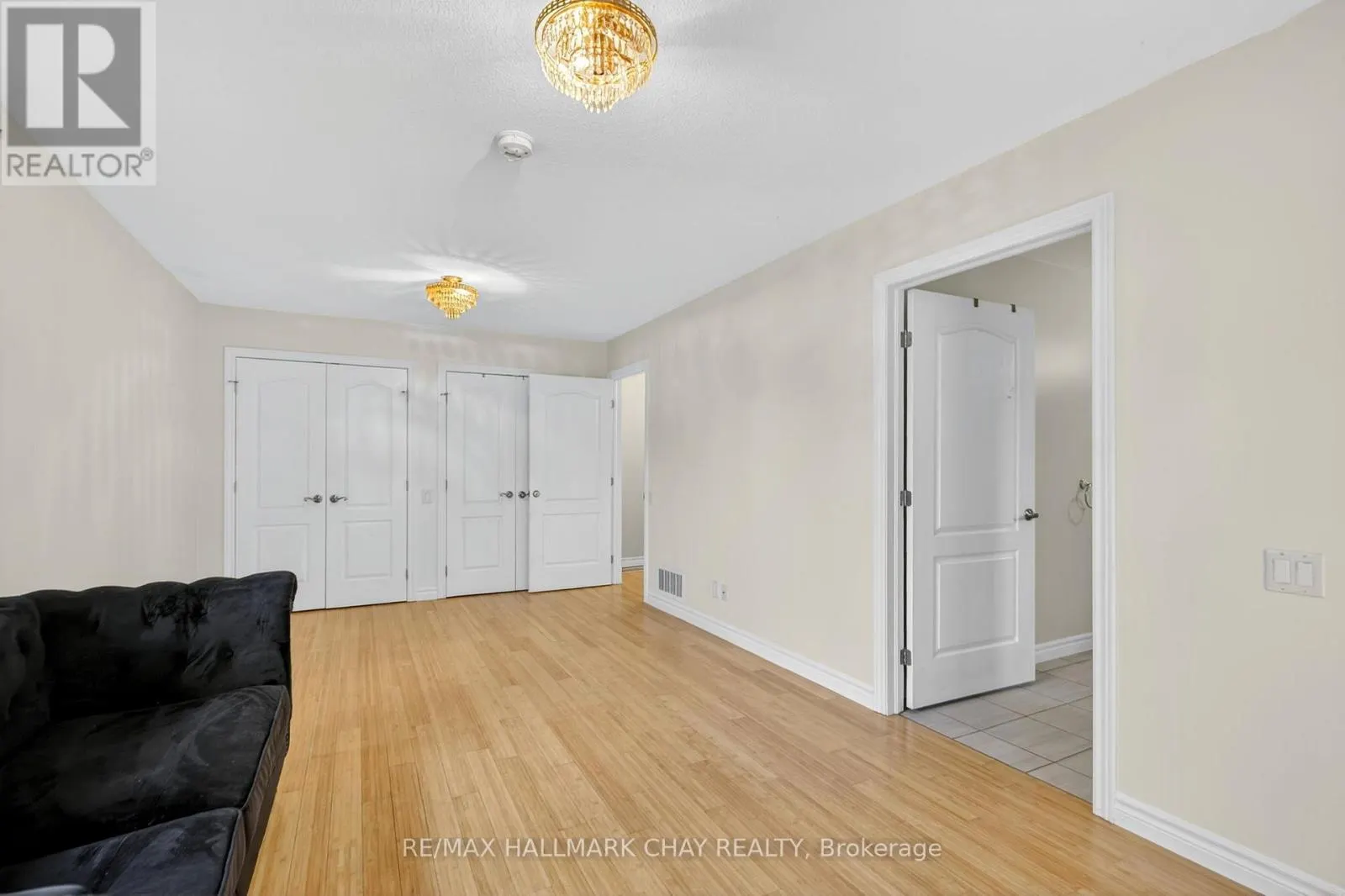 29 OAKLEY PARK SQUARE