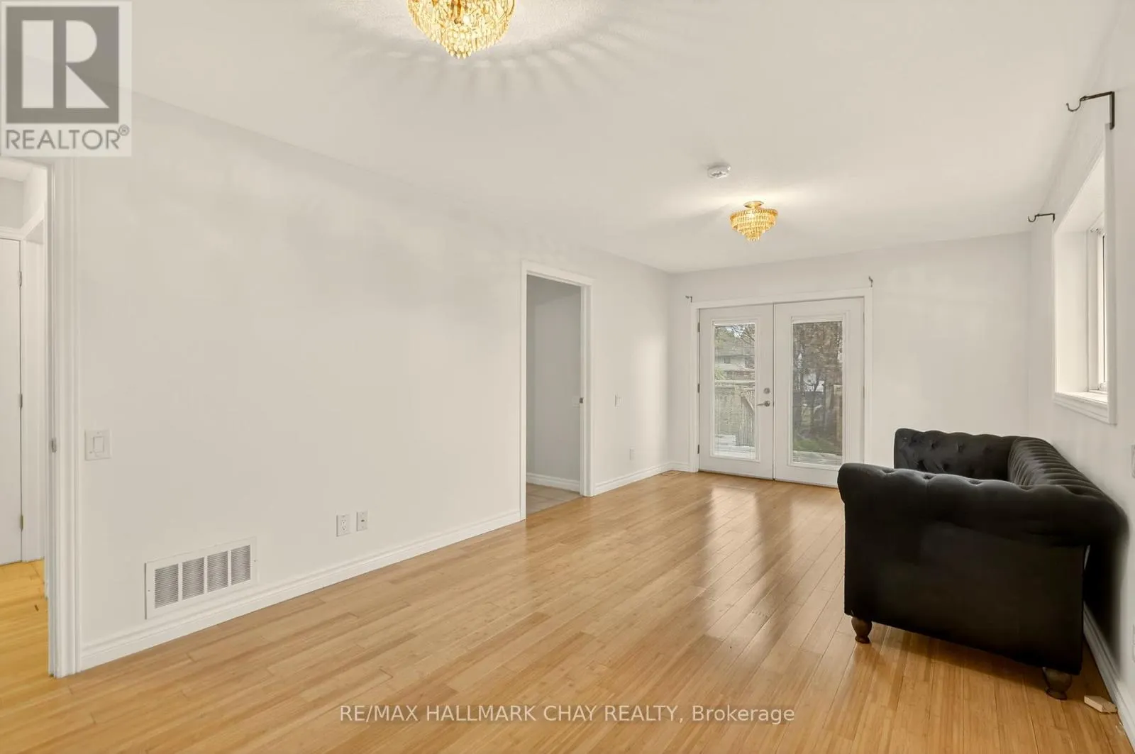 29 OAKLEY PARK SQUARE
