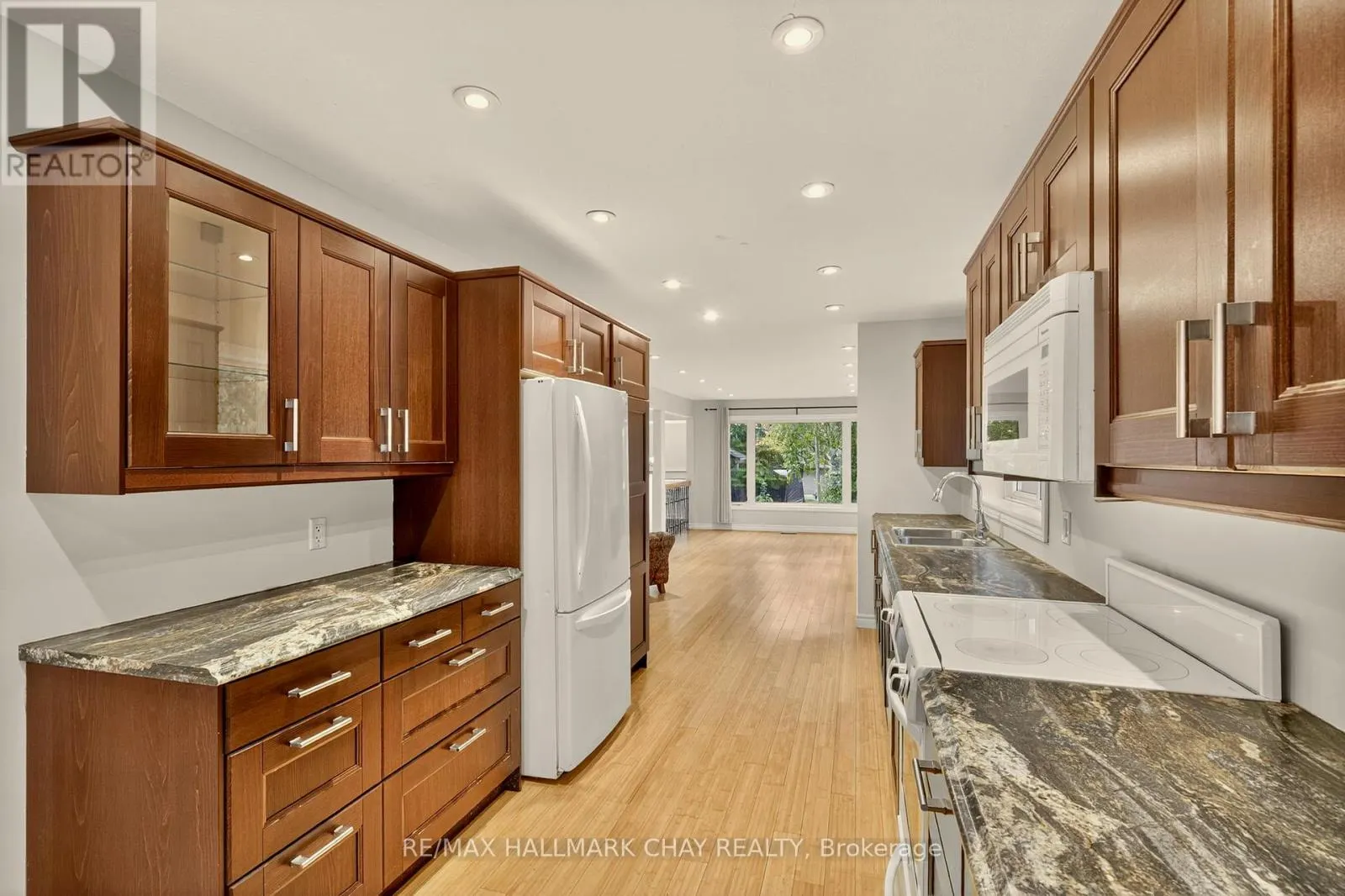 29 OAKLEY PARK SQUARE
