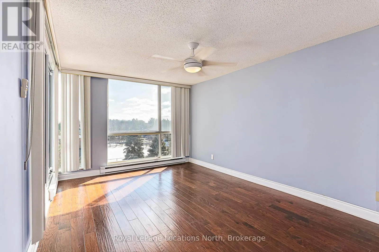 505 - 24 RAMBLINGS WAY, #505