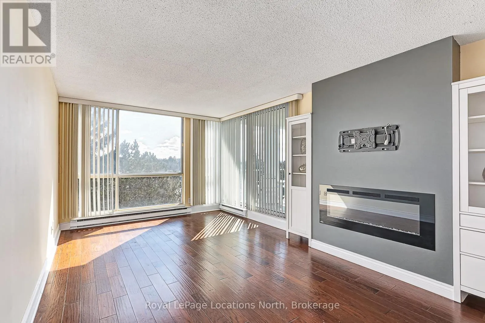 505 - 24 RAMBLINGS WAY, #505