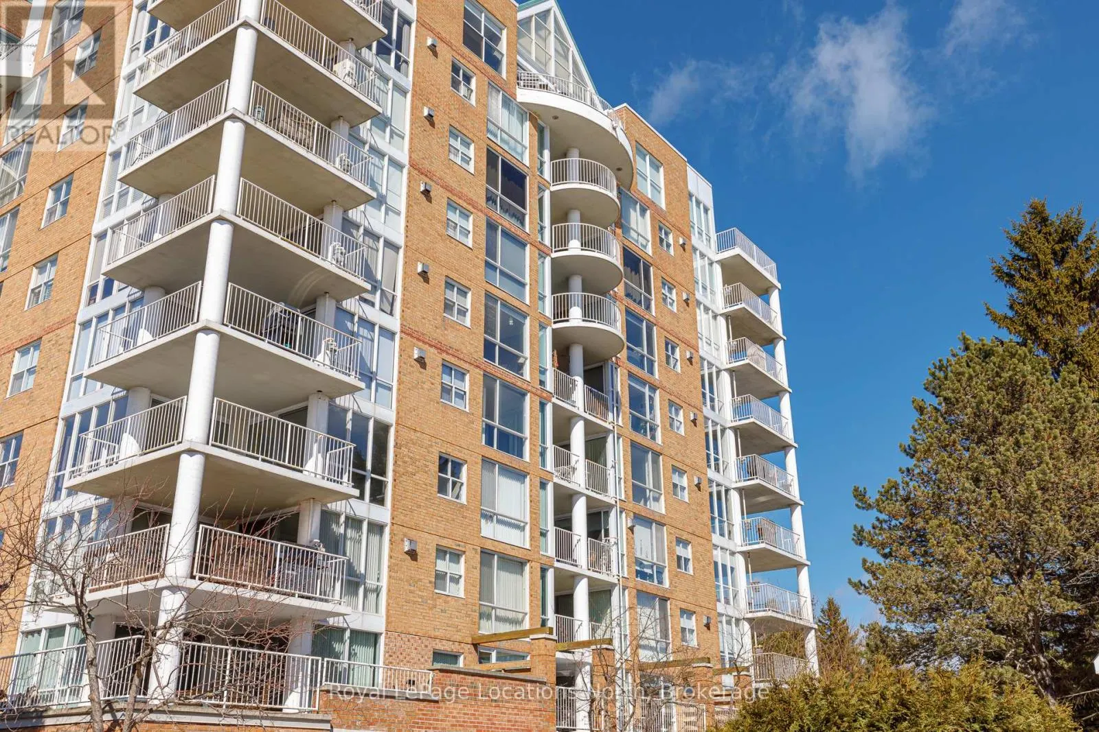 505 - 24 RAMBLINGS WAY, #505