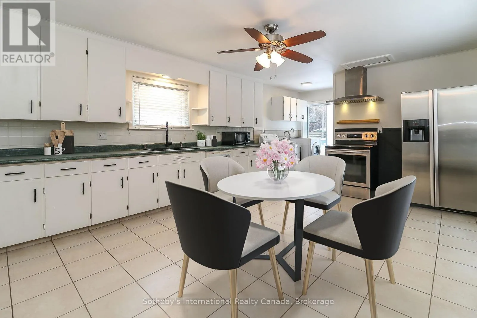 A - 58 CEDAR STREET, #A
