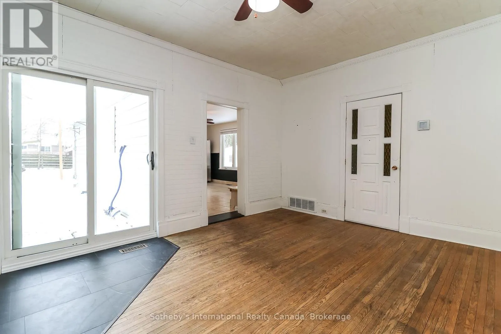 A - 58 CEDAR STREET, #A