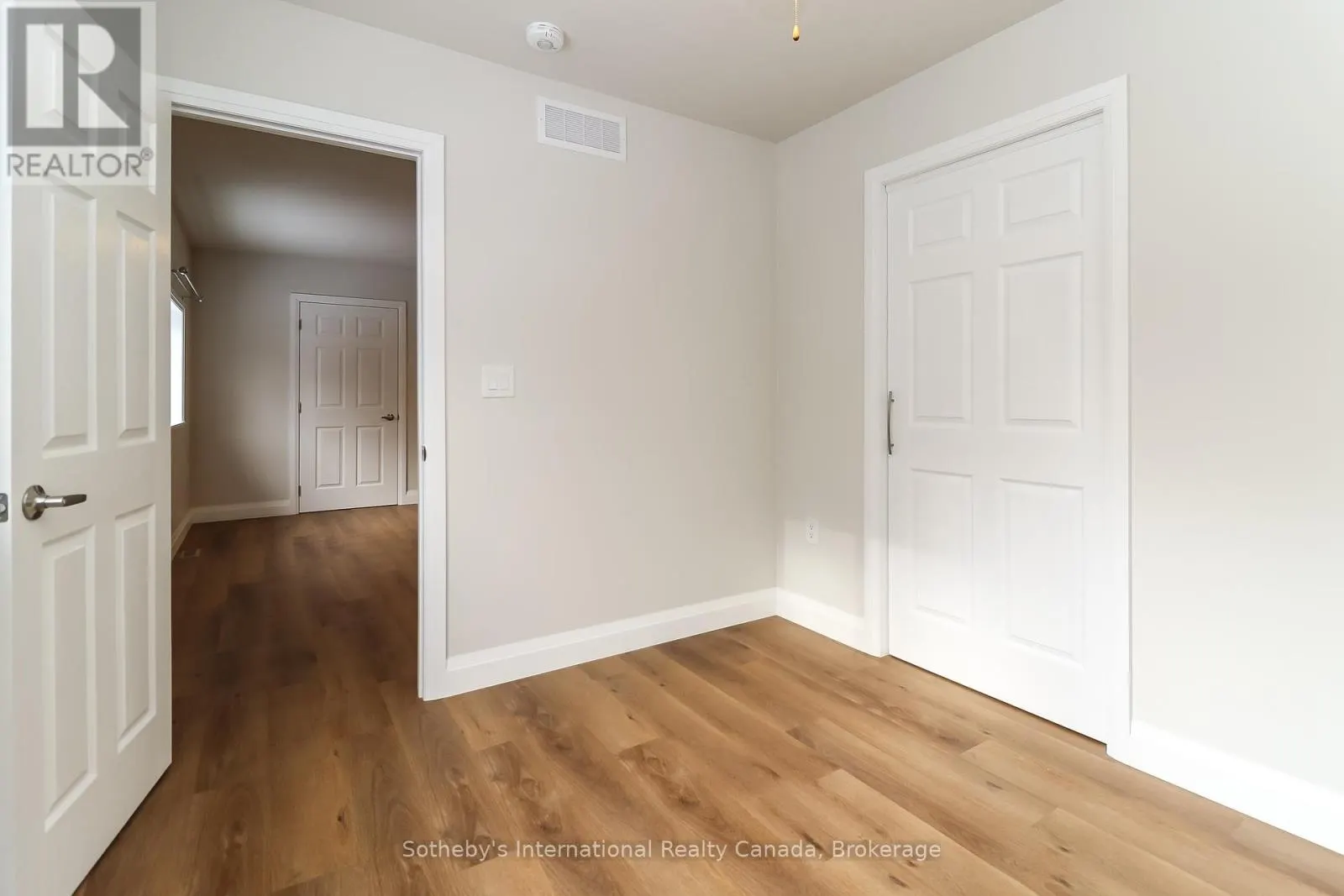 B - 58 CEDAR STREET, #B