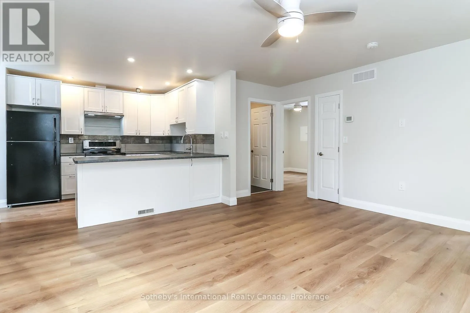 B - 58 CEDAR STREET, #B