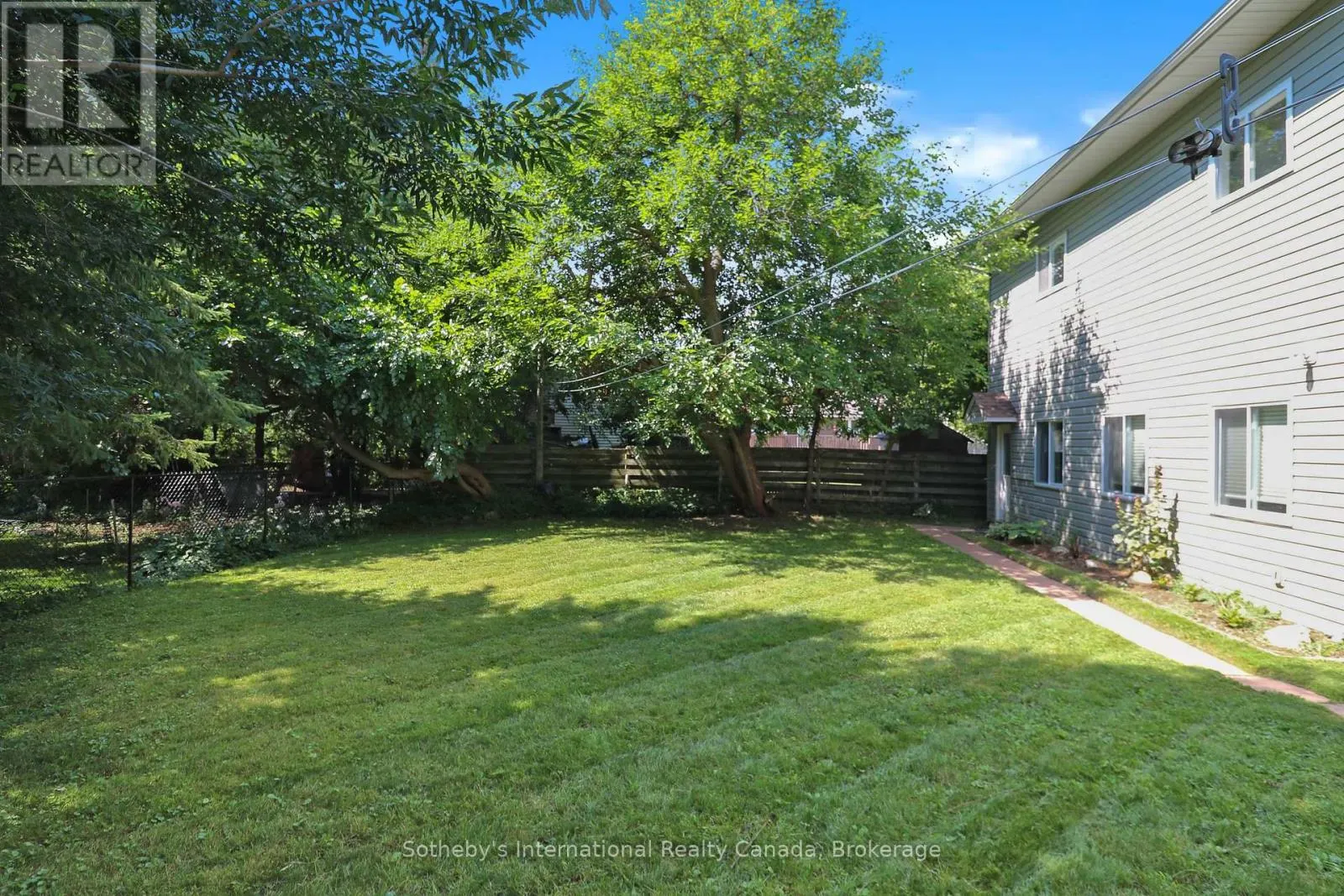 B - 58 CEDAR STREET, #B