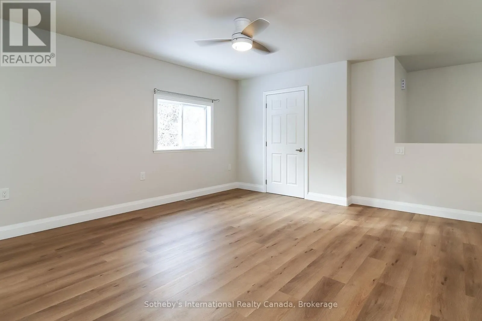 B - 58 CEDAR STREET, #B