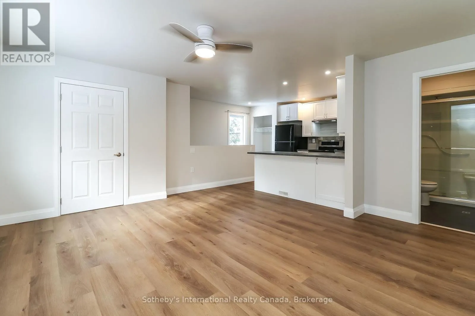 B - 58 CEDAR STREET, #B