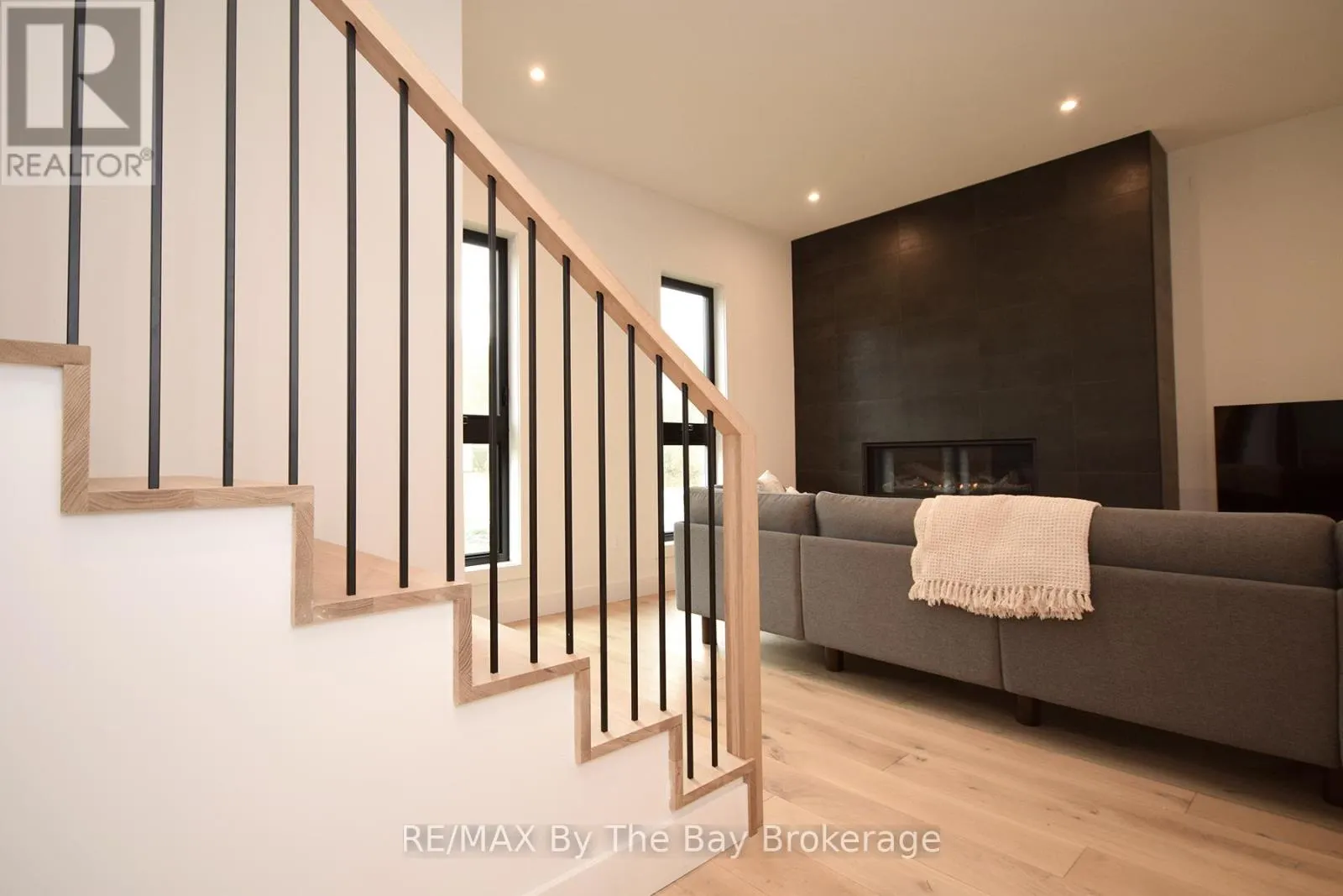 49 BROADVIEW STREET