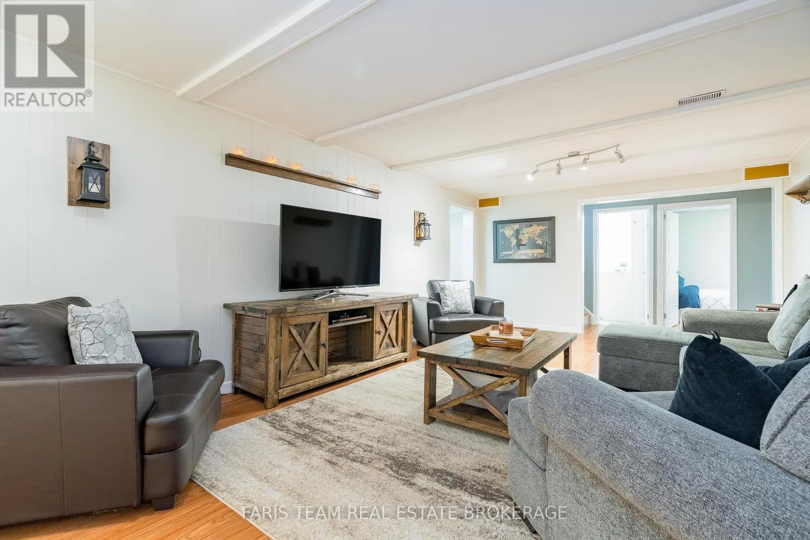 27 OTTAWAY AVENUE