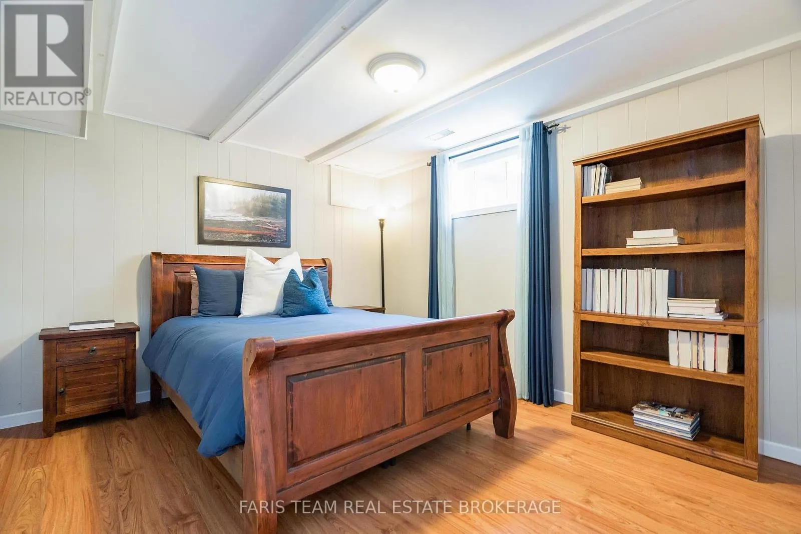 27 OTTAWAY AVENUE
