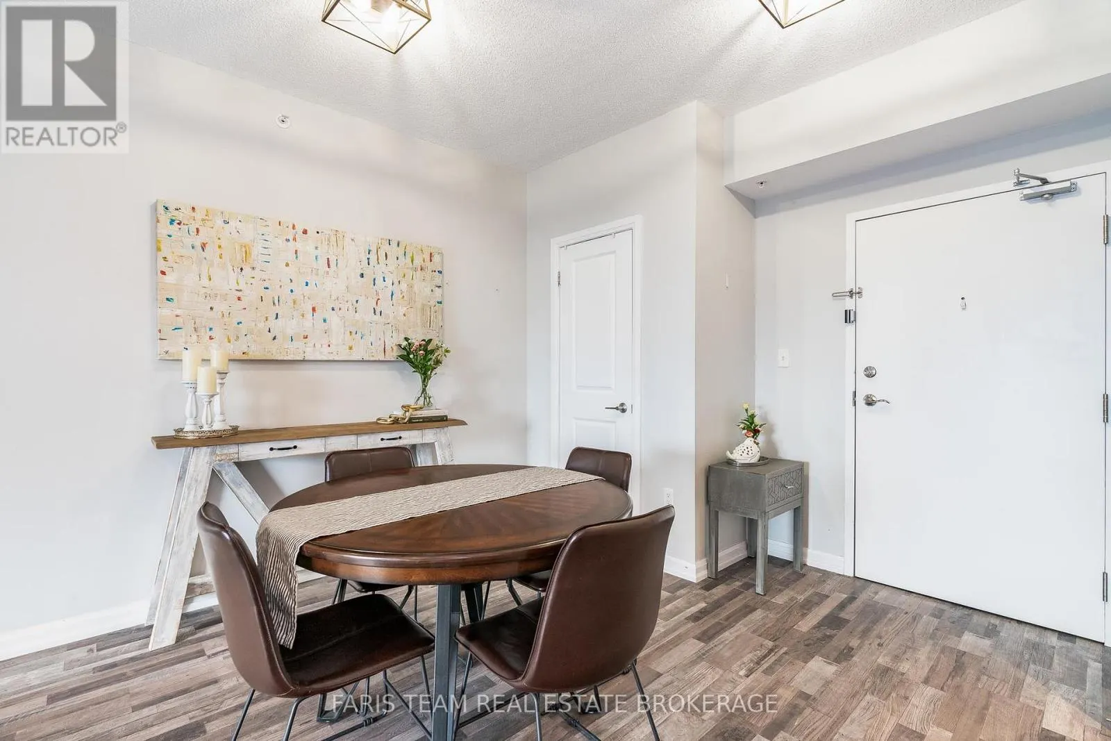 603 - 302 ESSA ROAD